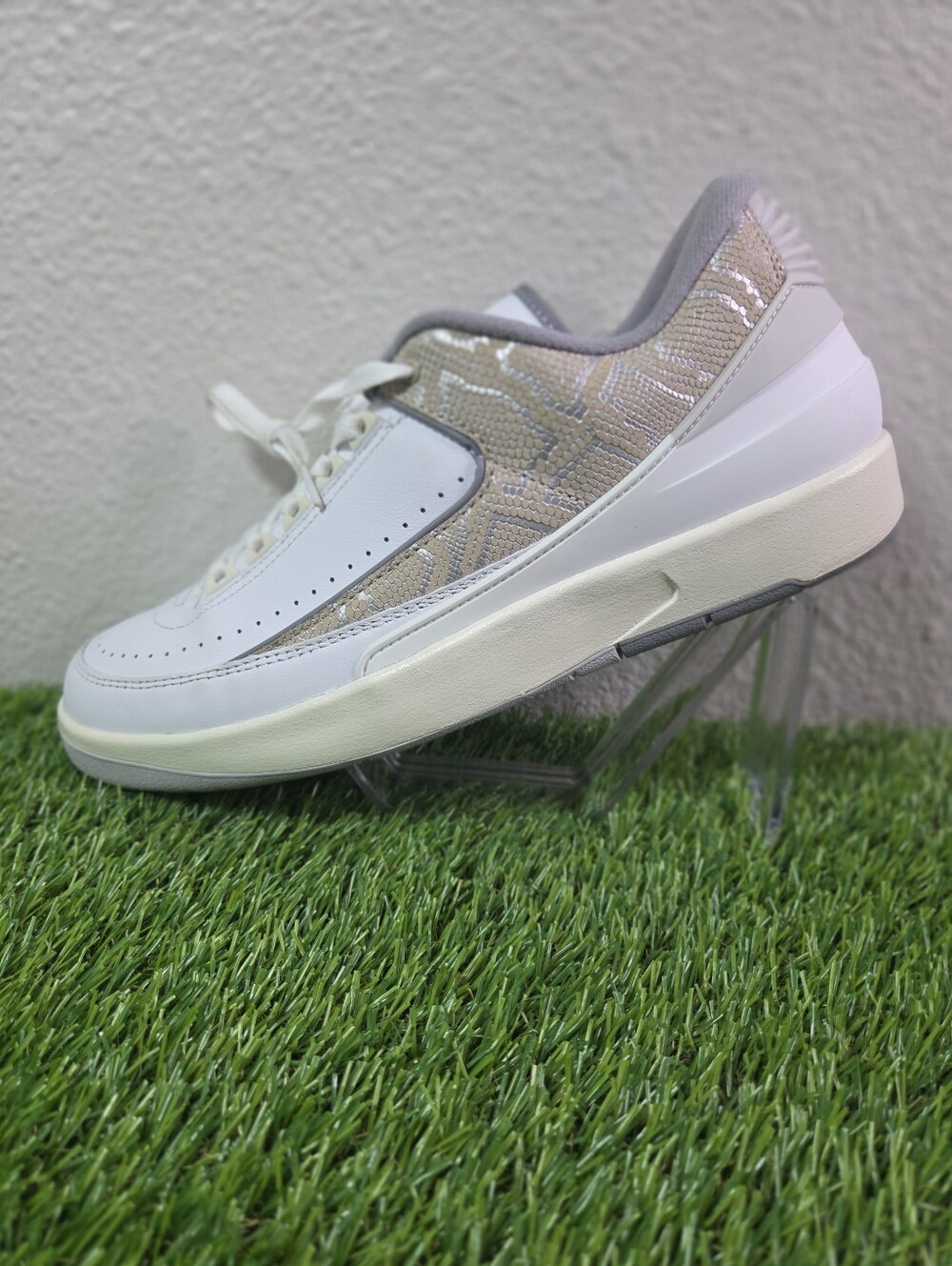Nike Air Jordan 2 Retro Low Python White Sanddrift Cement DV9956-100 sz 12 New